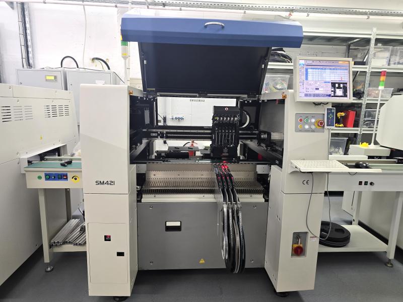 От ручного принтера и установщика HWGC-T4-50F до полностью автоматической линии с установщиками Samsung SM421 и Hanwha SM481plus
